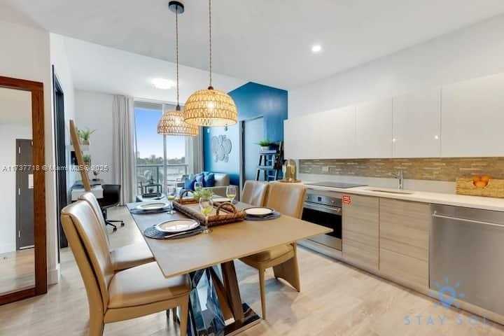 Small Image of 777 NORTH OCEAN DR #S326, Hollywood Number 2