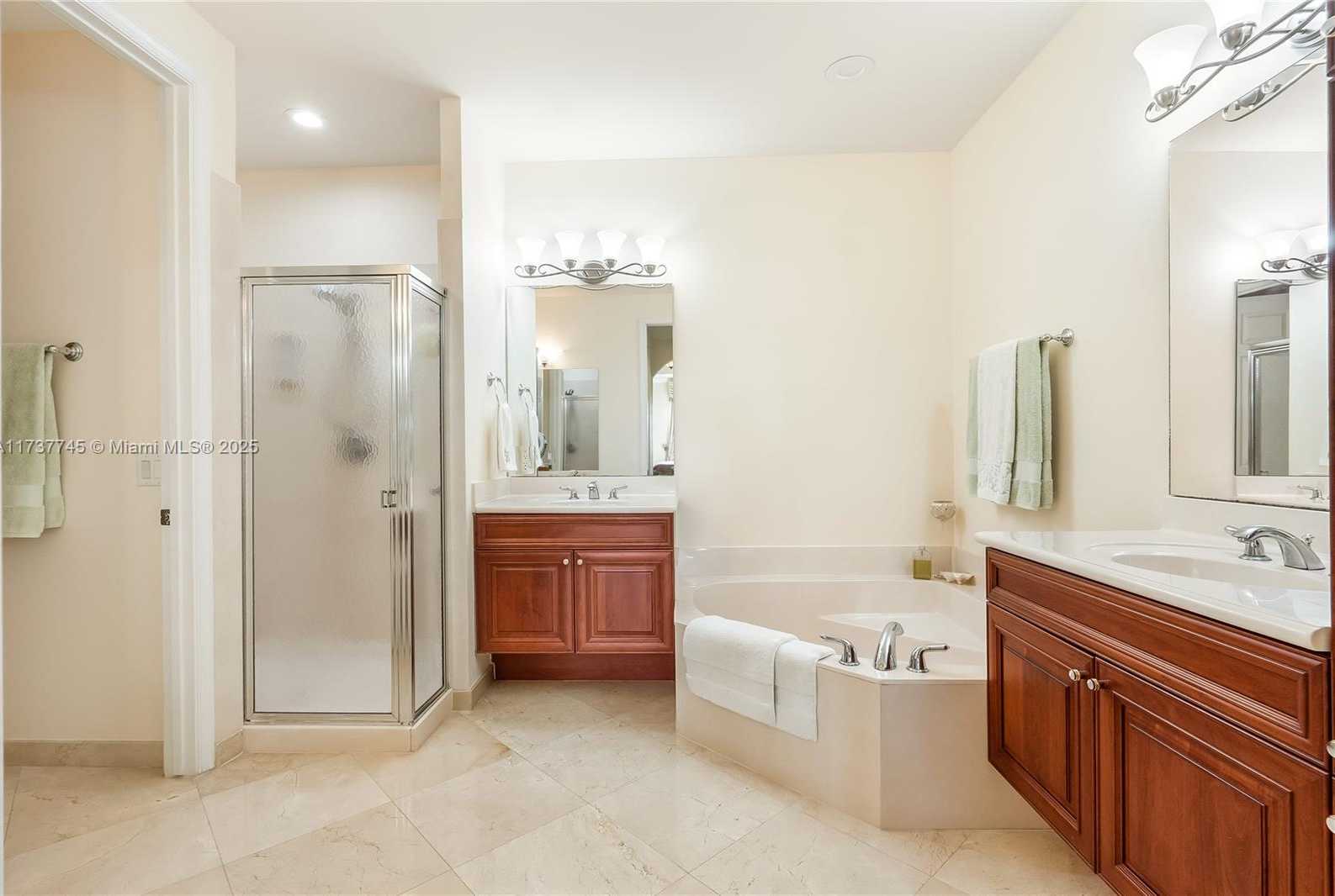 Small Image of 2761 CENTER COURT DR #4-20, Weston Number 32