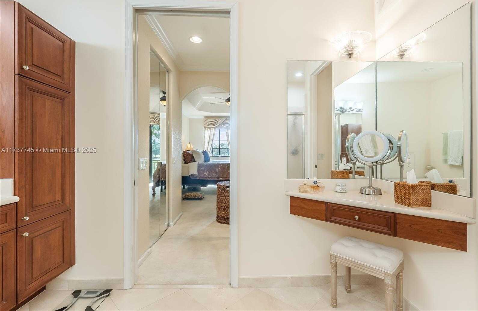 Small Image of 2761 CENTER COURT DR #4-20, Weston Number 34