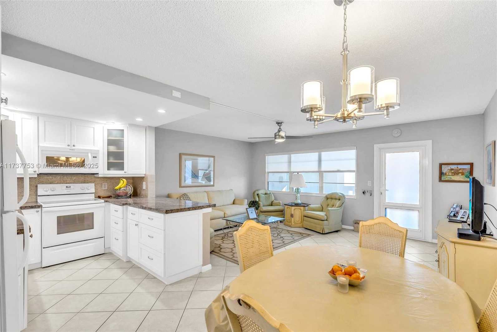 Small Image of 3011 ISLEWOOD D #3011, Deerfield Beach Number 13