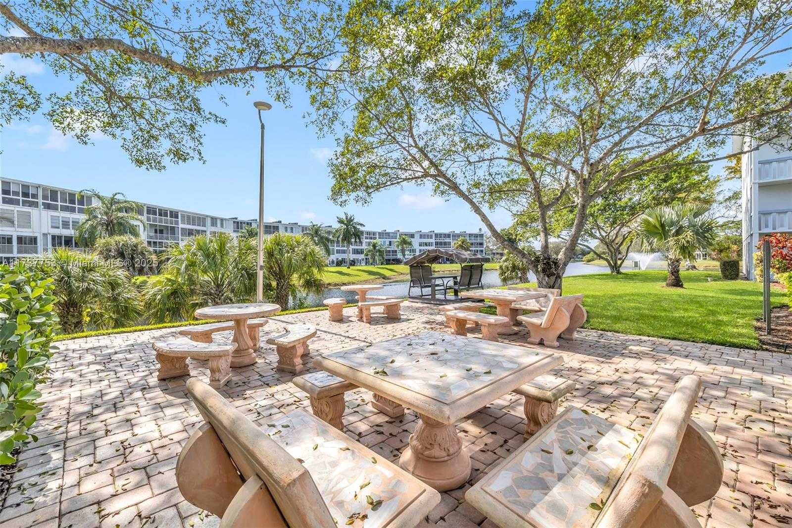 Small Image of 3011 ISLEWOOD D #3011, Deerfield Beach Number 26