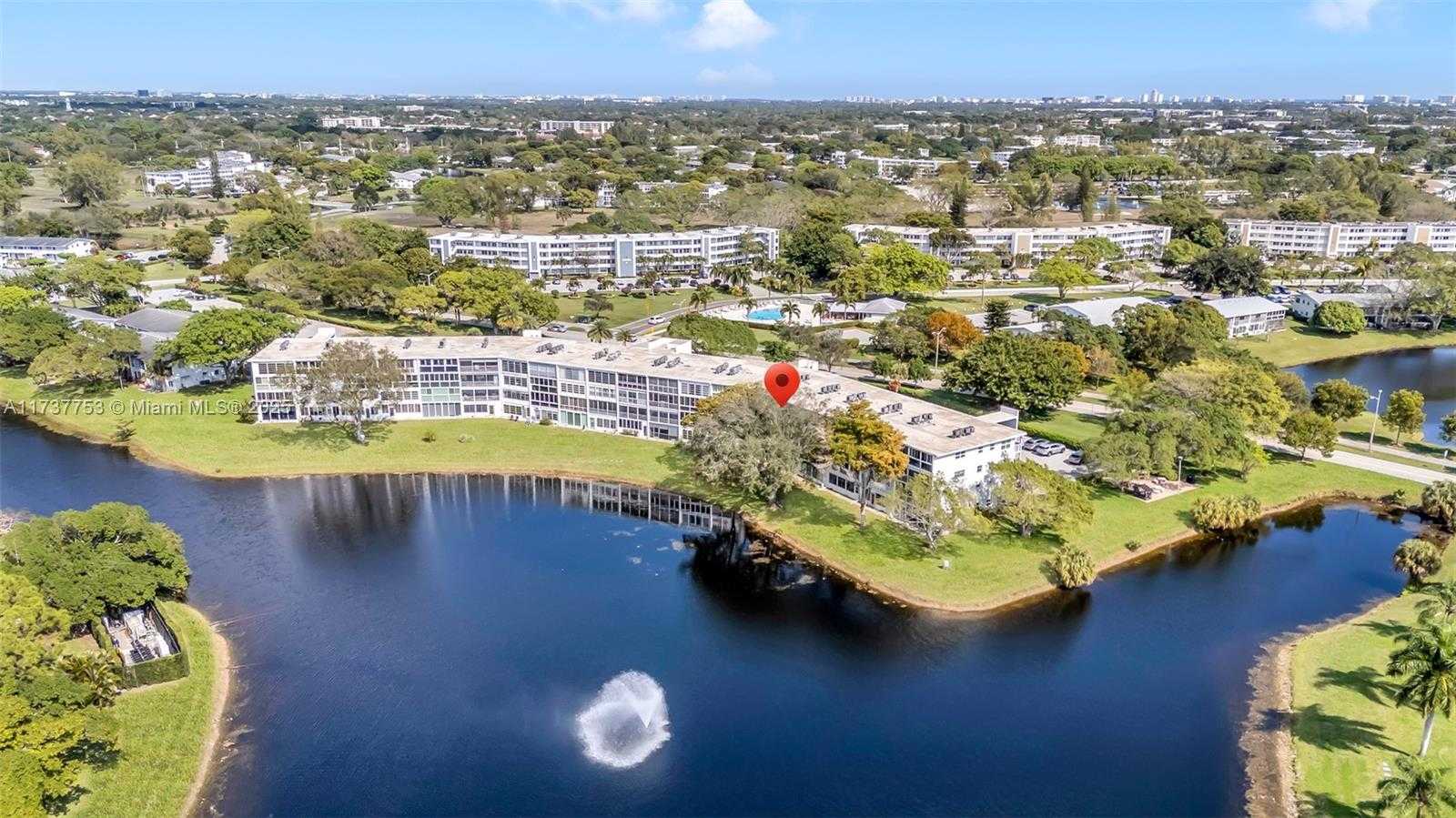 Small Image of 3011 ISLEWOOD D #3011, Deerfield Beach Number 4