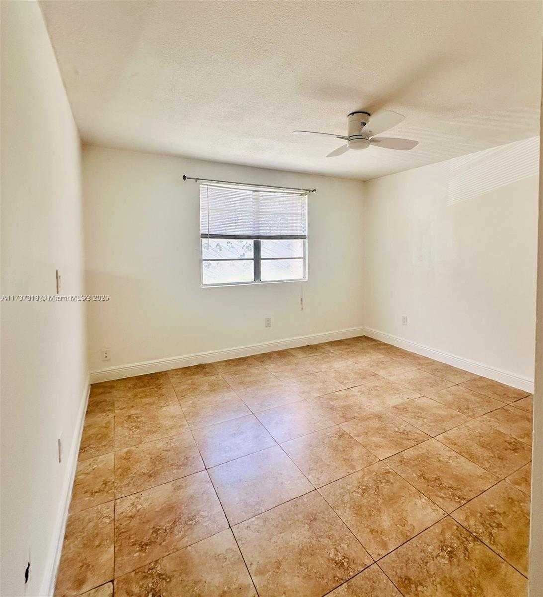 Small Image of 1245 SOUTH WEST 46TH AVE #1209, Pompano Beach Number 5