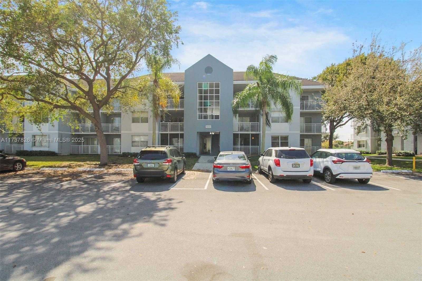 Small Image of 8680 SOUTH WEST 212TH ST #107, Cutler Bay Number 9