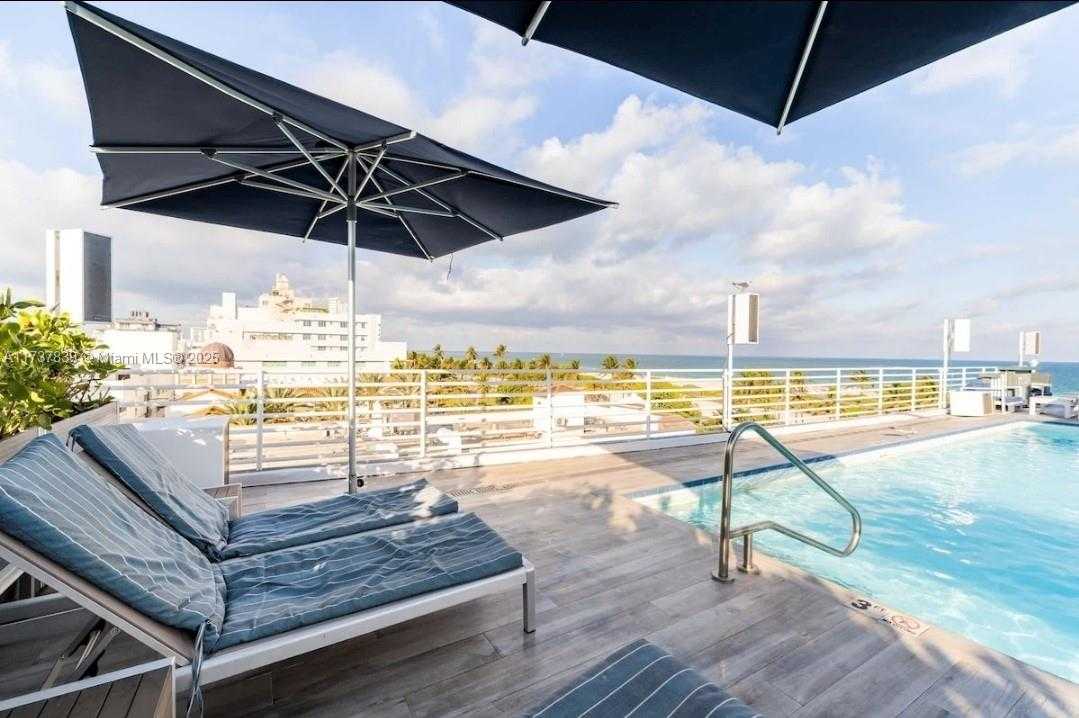 Small Image of 1036 OCEAN DR #B201, Miami Beach Number 15