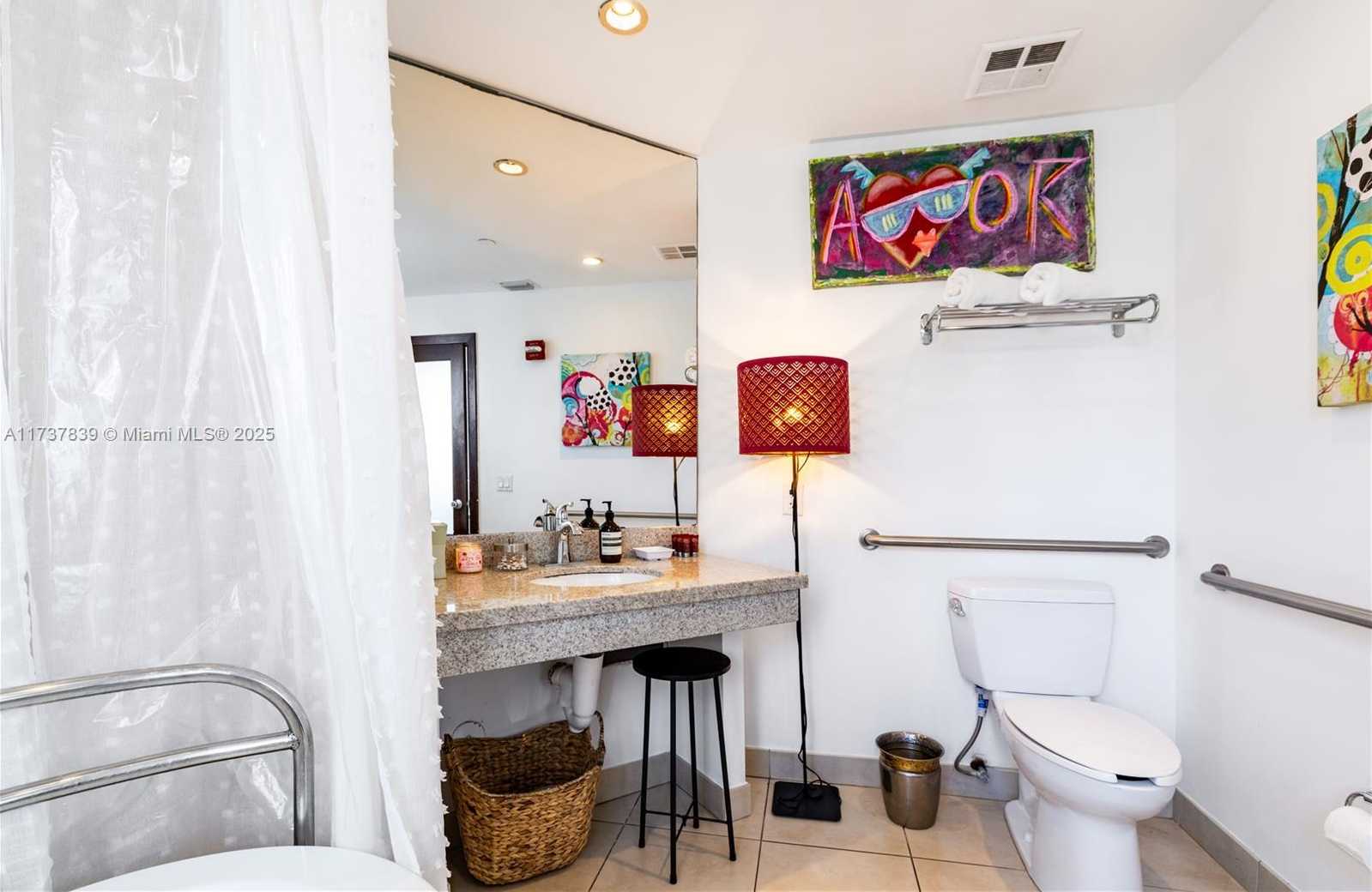 Small Image of 1036 OCEAN DR #B201, Miami Beach Number 7