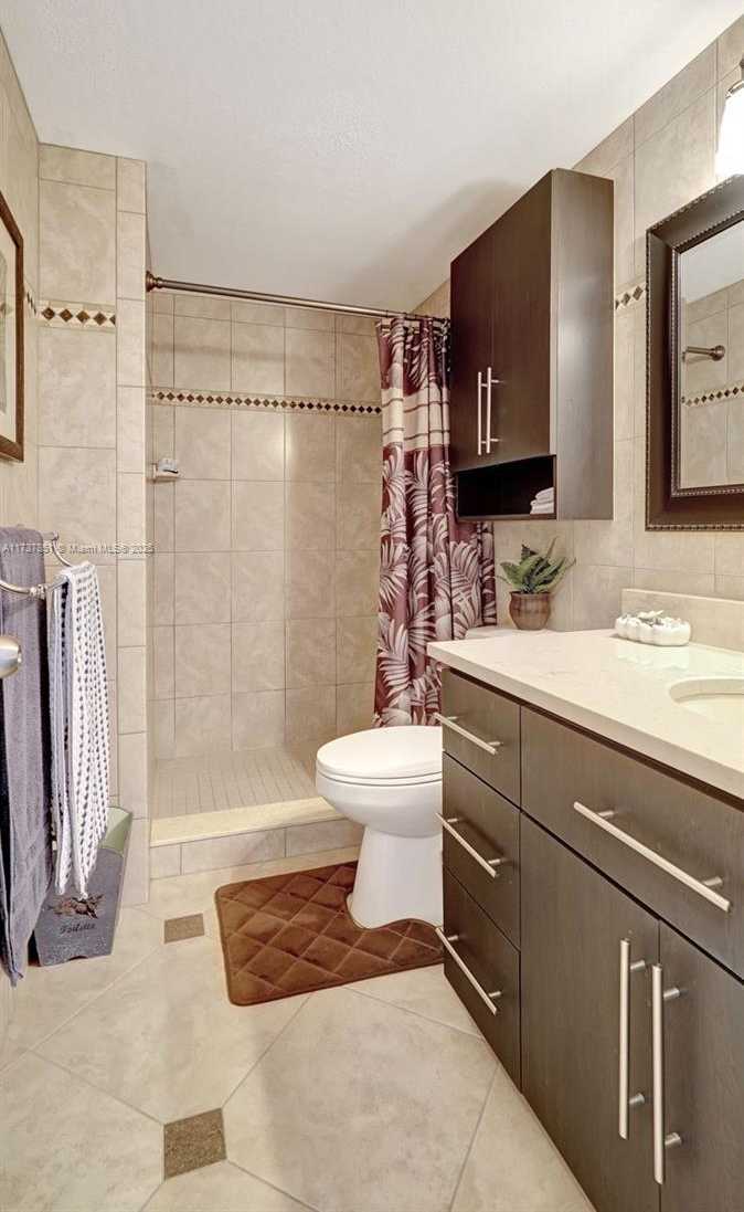 Small Image of 322 BUCHANAN ST #907, Hollywood Number 24
