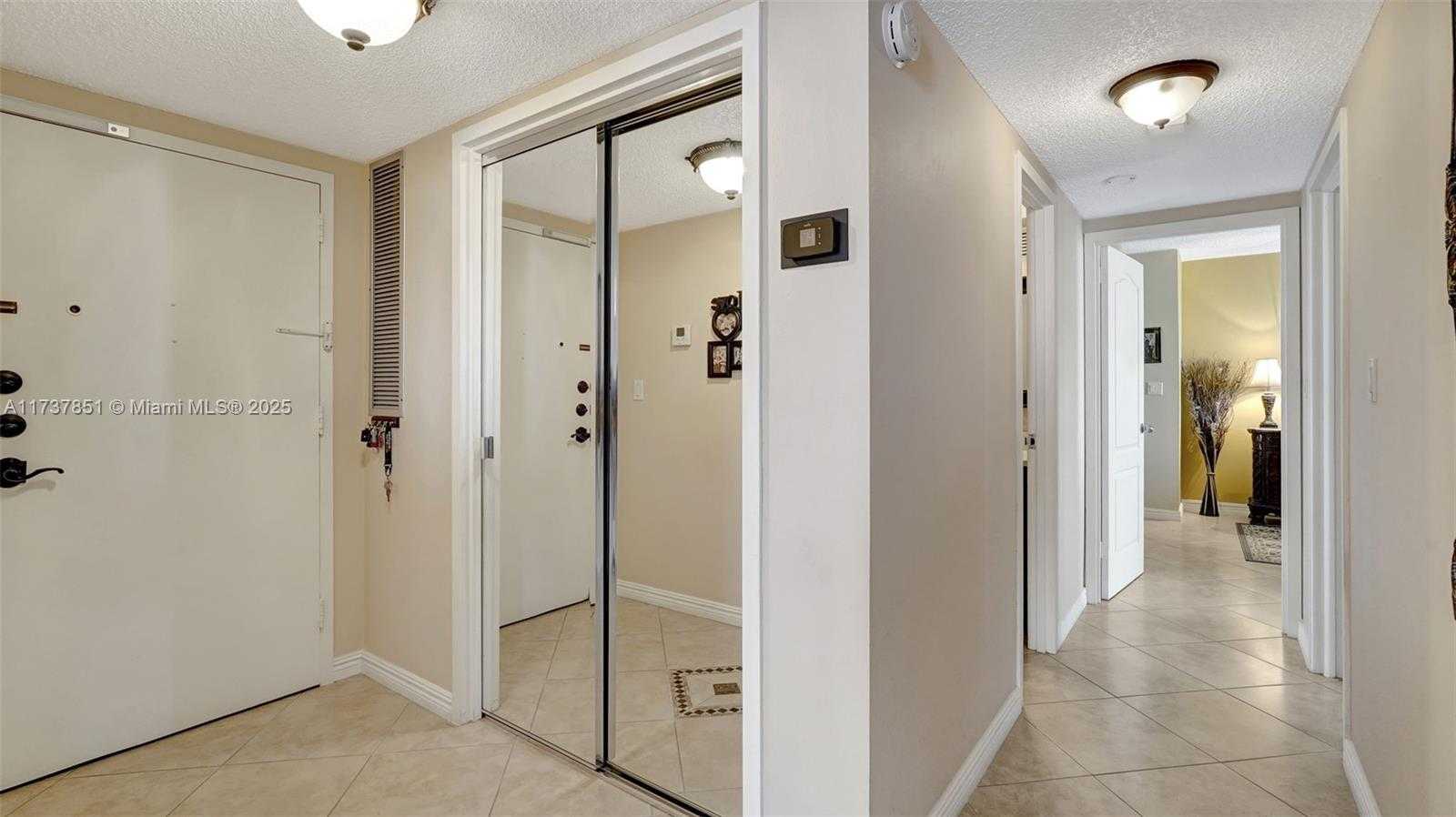 Small Image of 322 BUCHANAN ST #907, Hollywood Number 25