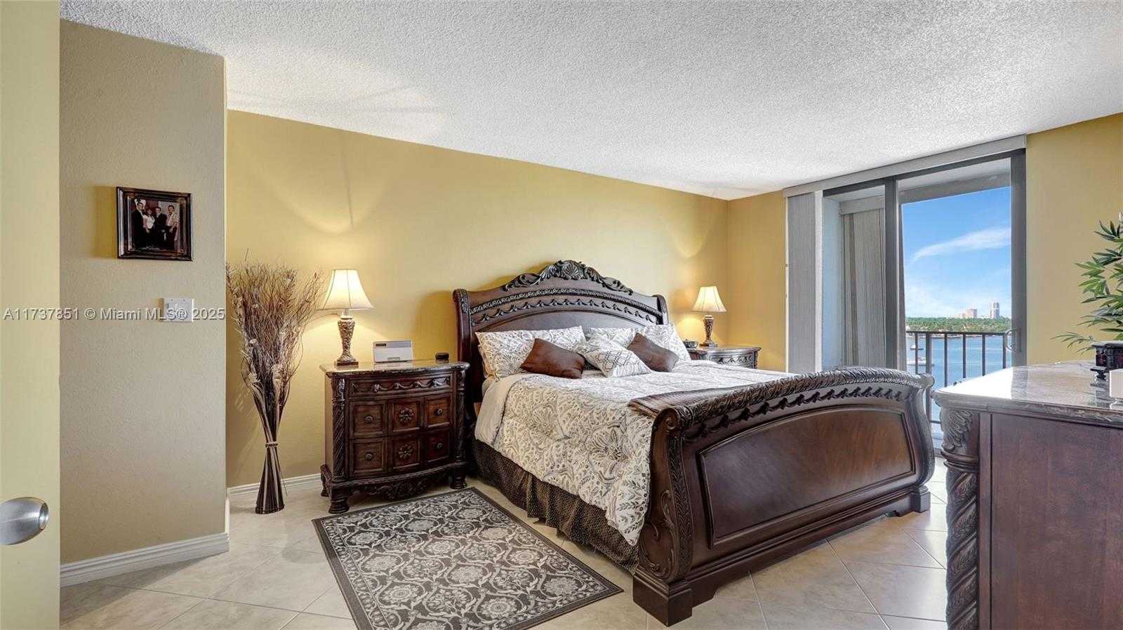 Small Image of 322 BUCHANAN ST #907, Hollywood Number 27