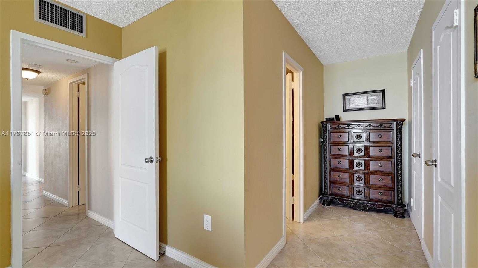 Small Image of 322 BUCHANAN ST #907, Hollywood Number 29