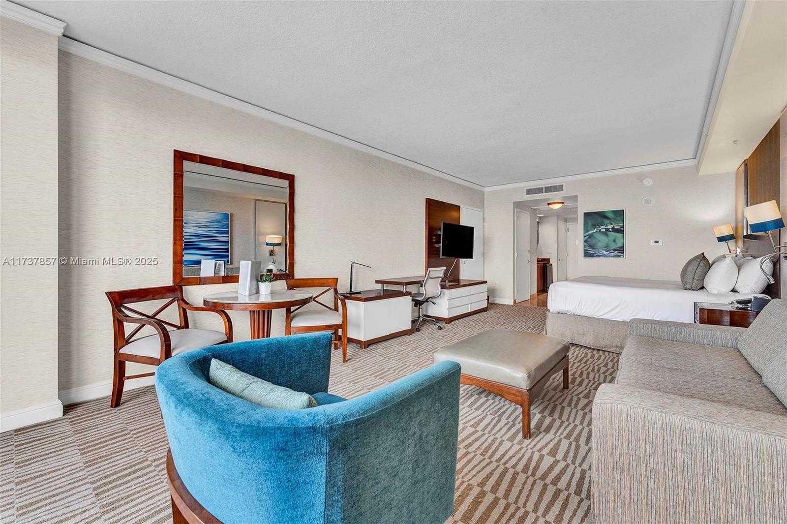 Small Image of 18001 Collins Ave, Sunny Isles Beach, FL 33160, USA Number 22