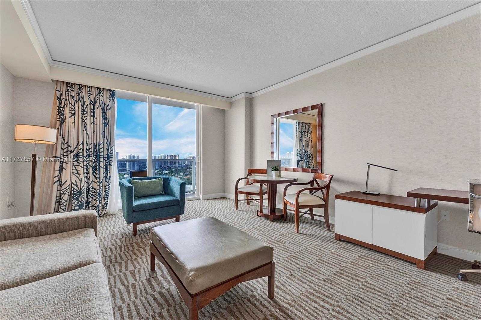 Small Image of 18001 Collins Ave, Sunny Isles Beach, FL 33160, USA Number 23