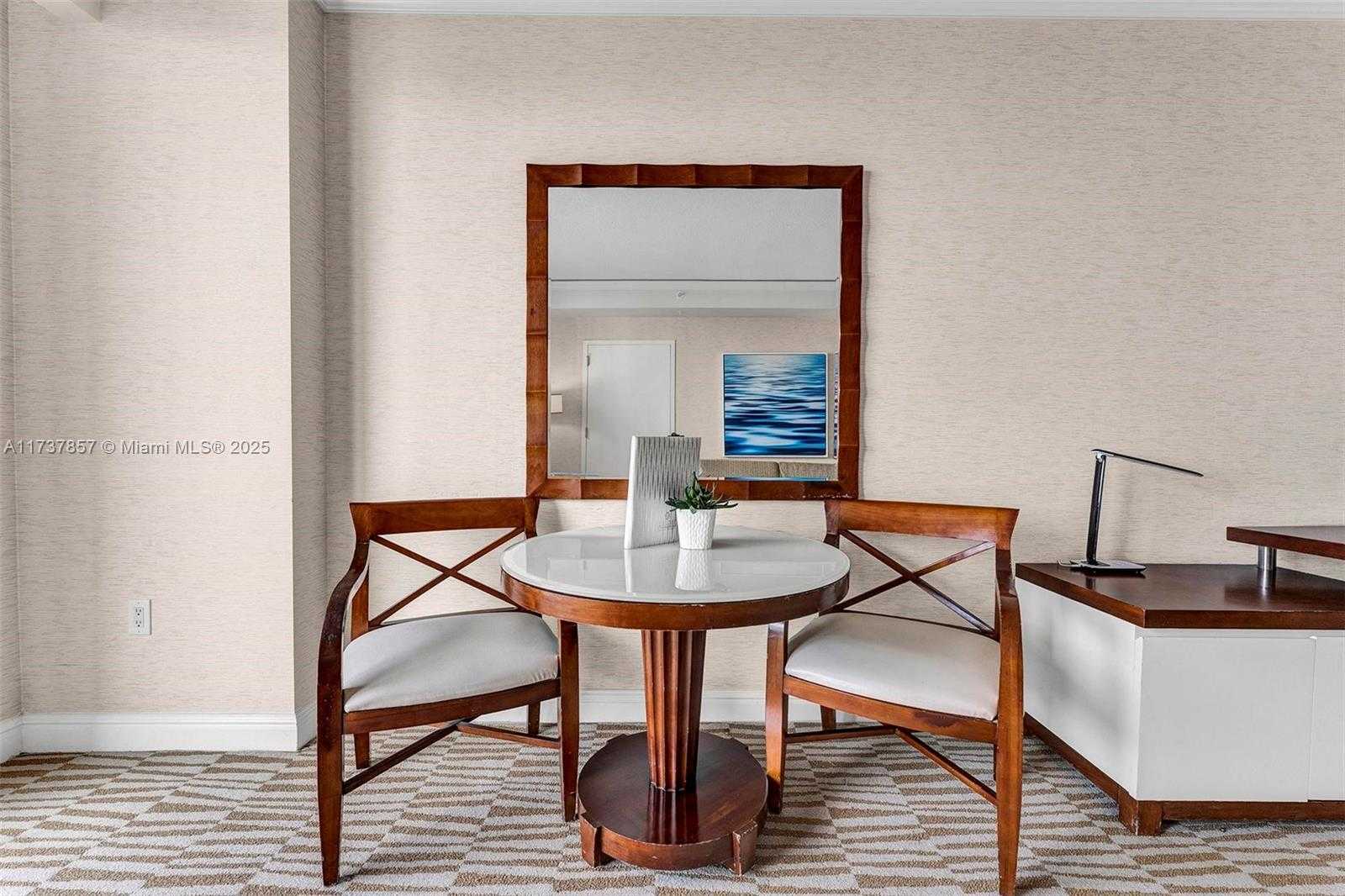 Small Image of 18001 Collins Ave, Sunny Isles Beach, FL 33160, USA Number 26