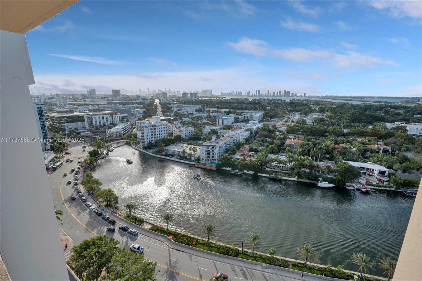 Small Image of 2555 COLLINS AVE #2404, Miami Beach Number 19