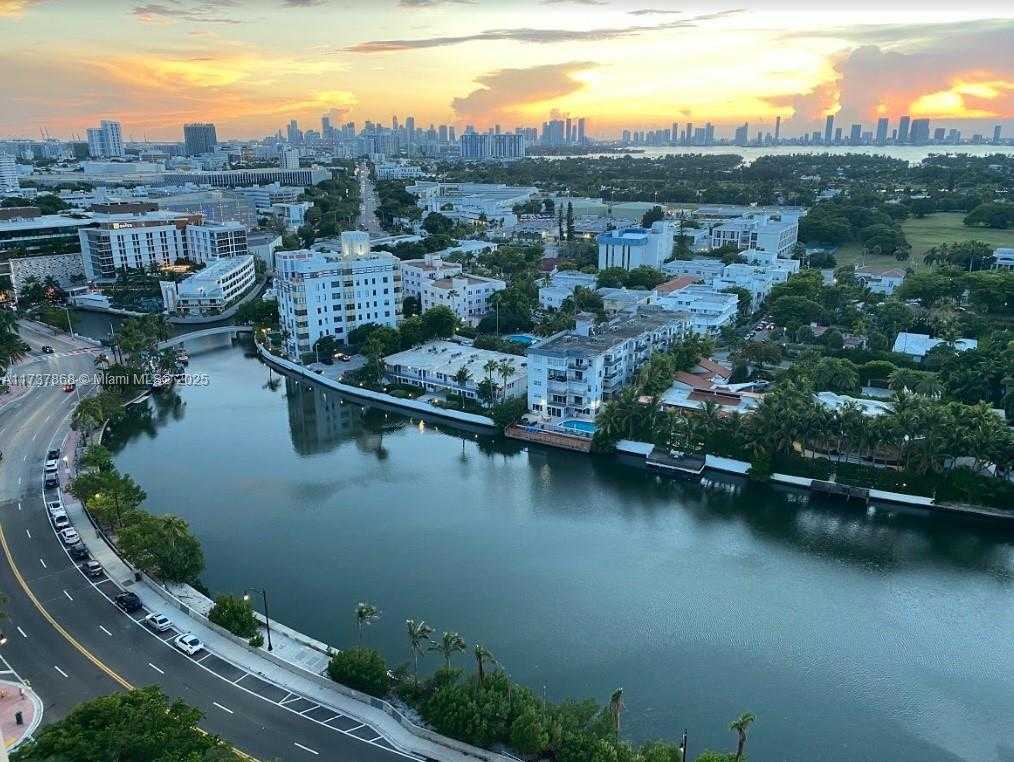 Small Image of 2555 COLLINS AVE #2404, Miami Beach Number 30