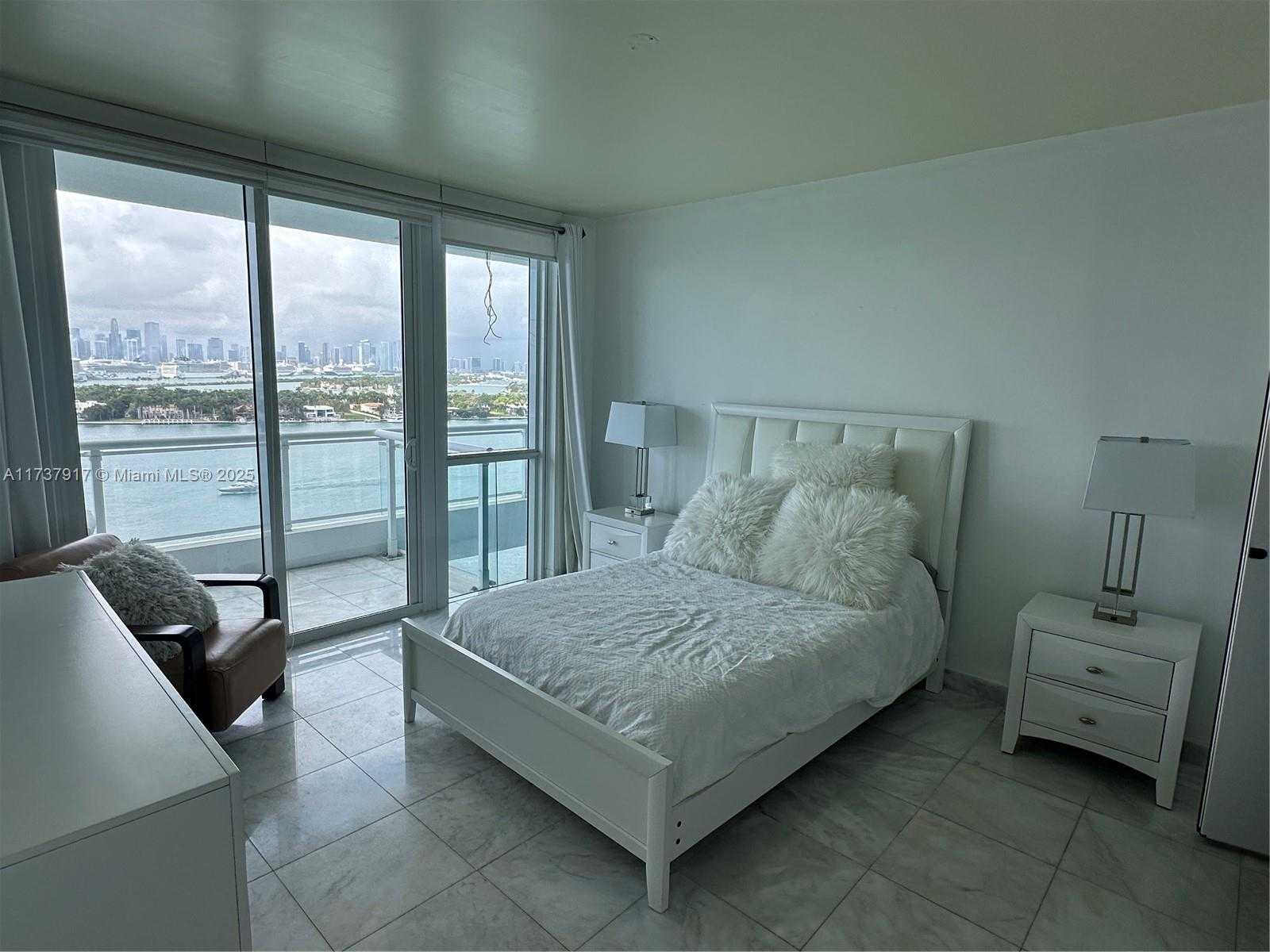 Small Image of 540 WEST AVE #1813, Miami Beach Number 11