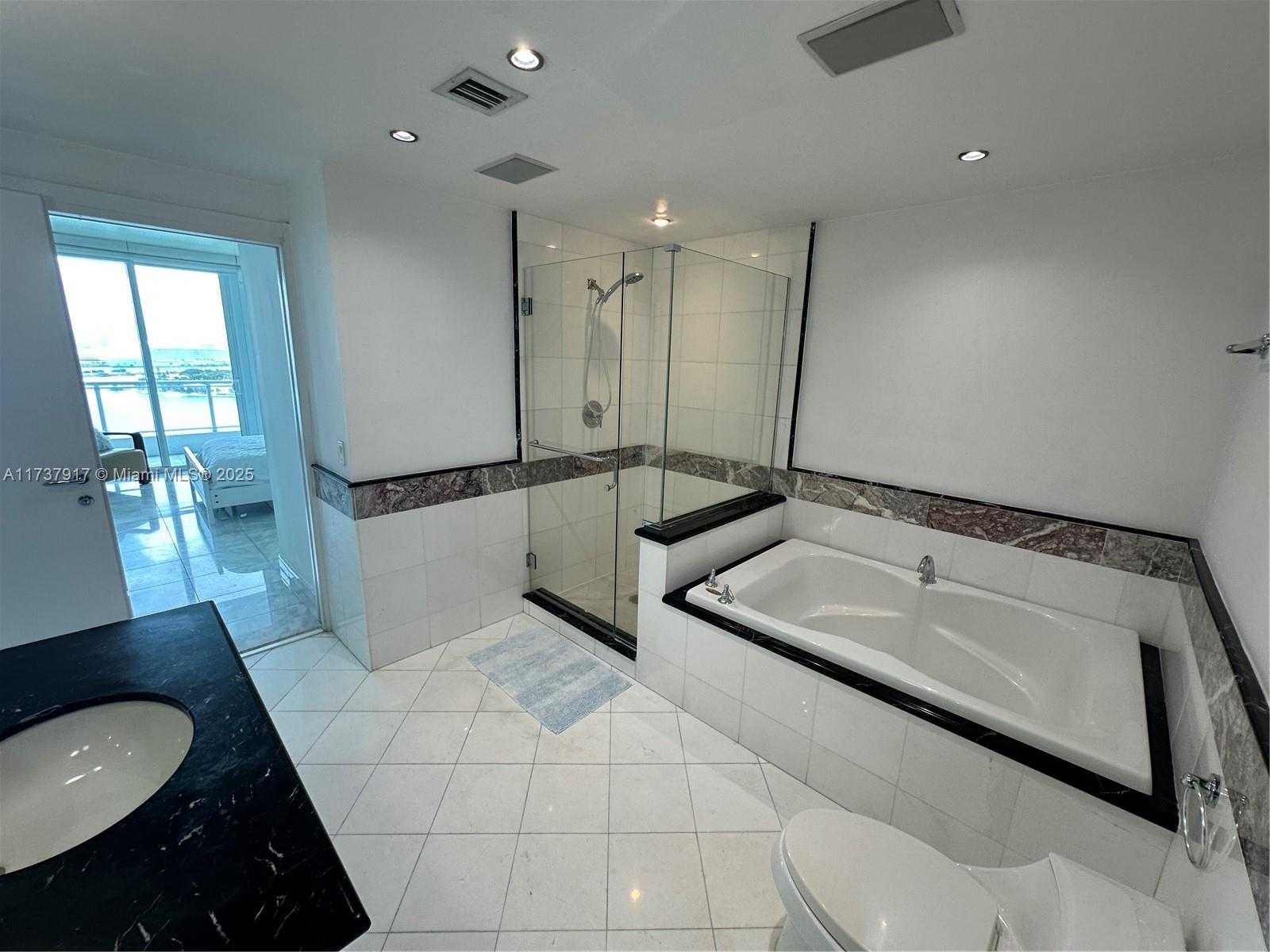 Small Image of 540 WEST AVE #1813, Miami Beach Number 15
