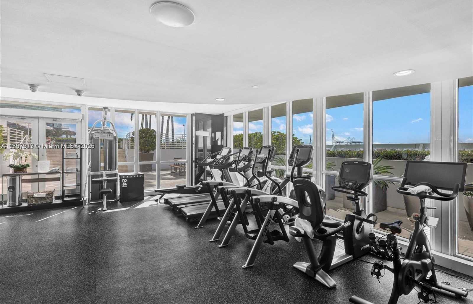 Small Image of 540 WEST AVE #1813, Miami Beach Number 22
