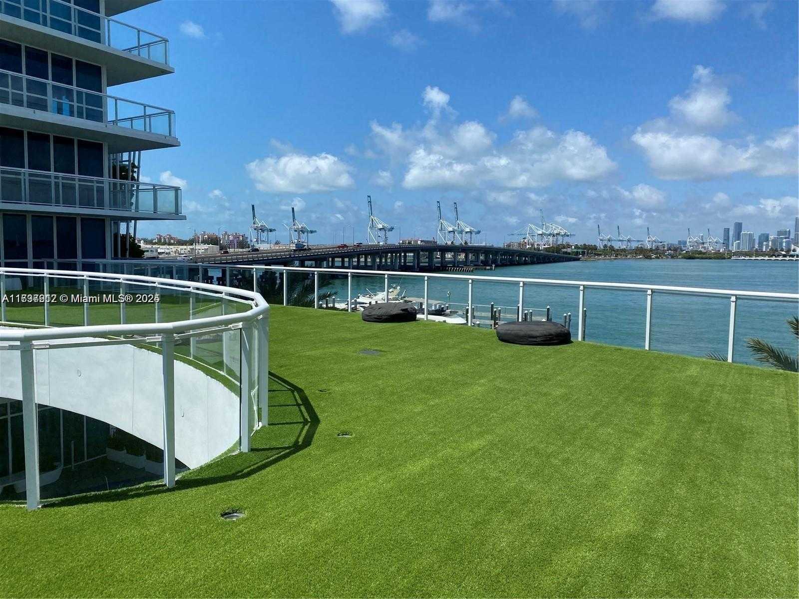 Small Image of 540 WEST AVE #1813, Miami Beach Number 25