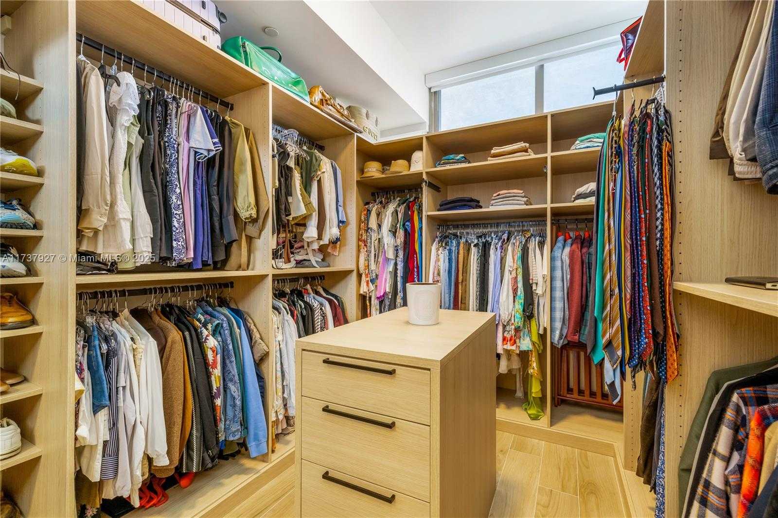 Small Image of 2678 TIGERTAIL AVE #302, Coconut Grove Number 16