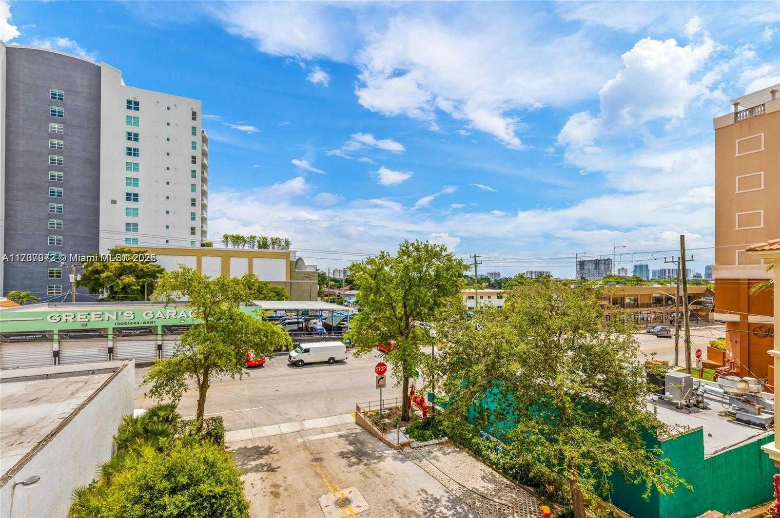 Small Image of 3232 SOUTH WEST 22ND TER #301, Miami Number 23