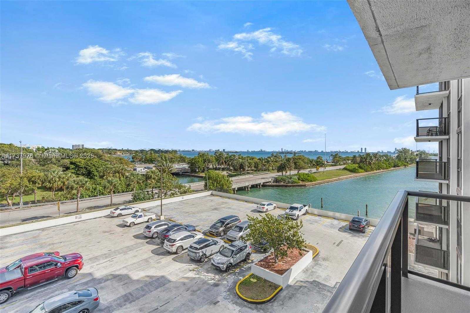 Small Image of 600 NORTH EAST 36TH ST #414, Miami Number 25