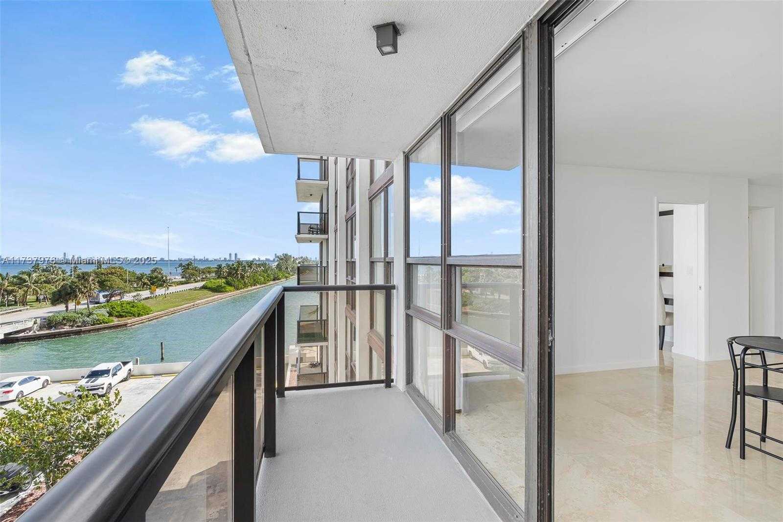 Small Image of 600 NORTH EAST 36TH ST #414, Miami Number 26
