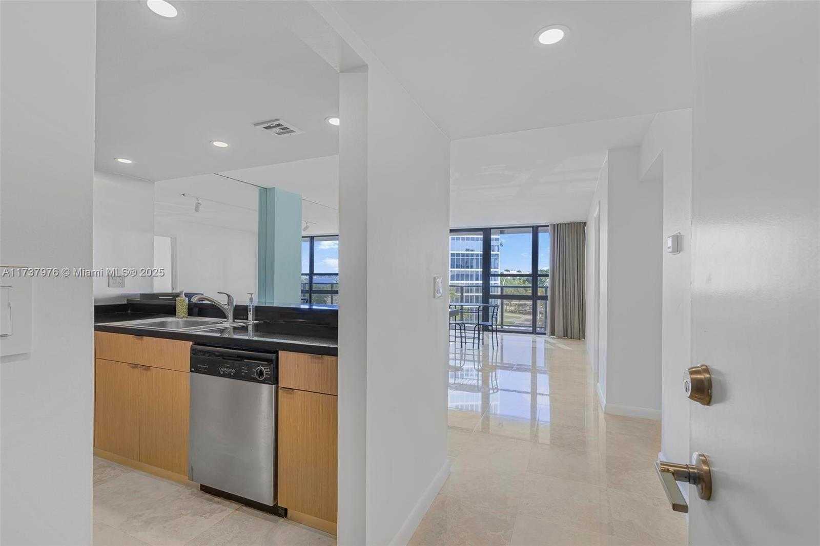 Small Image of 600 NORTH EAST 36TH ST #414, Miami Number 3
