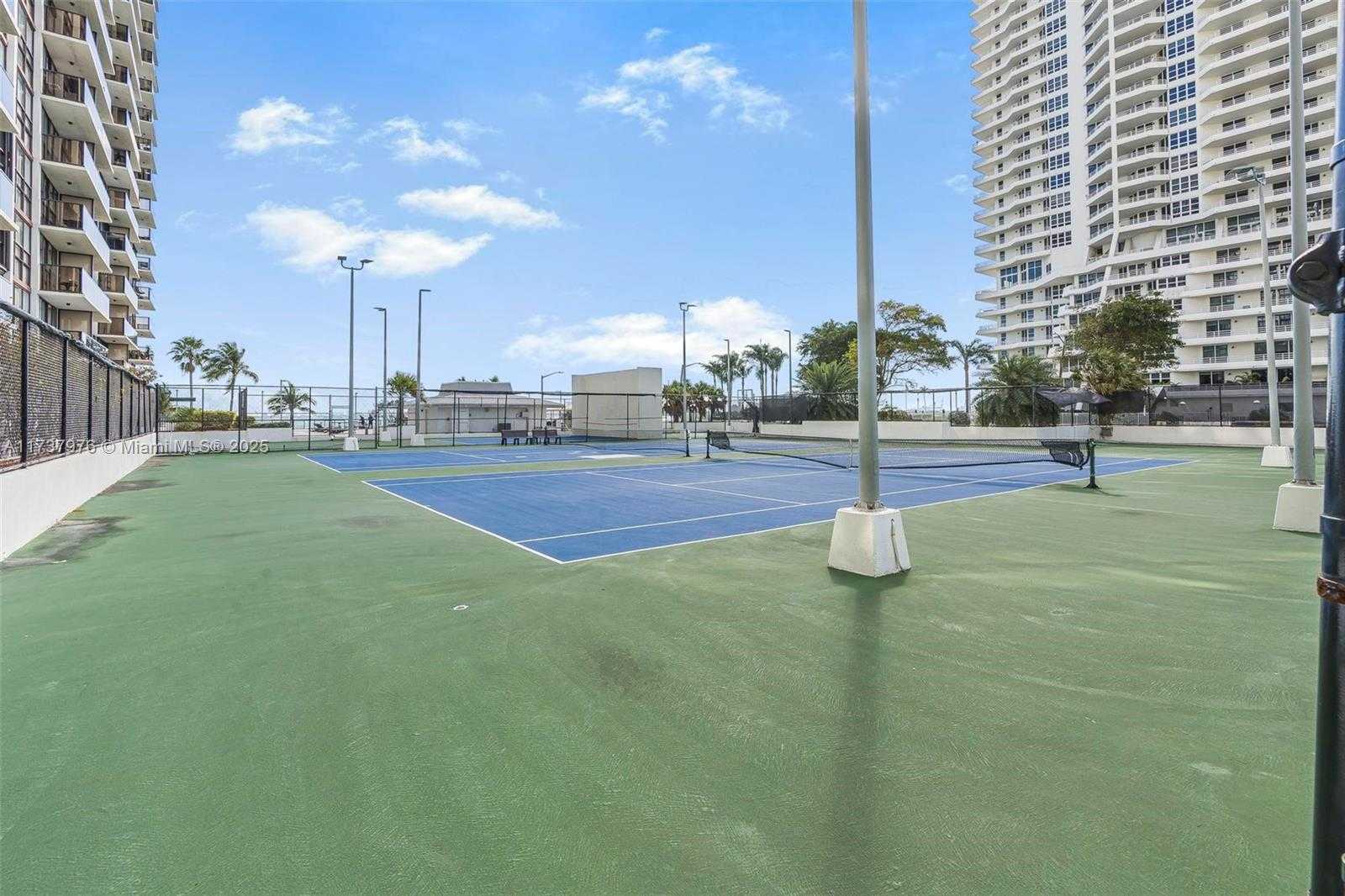 Small Image of 600 NORTH EAST 36TH ST #414, Miami Number 33