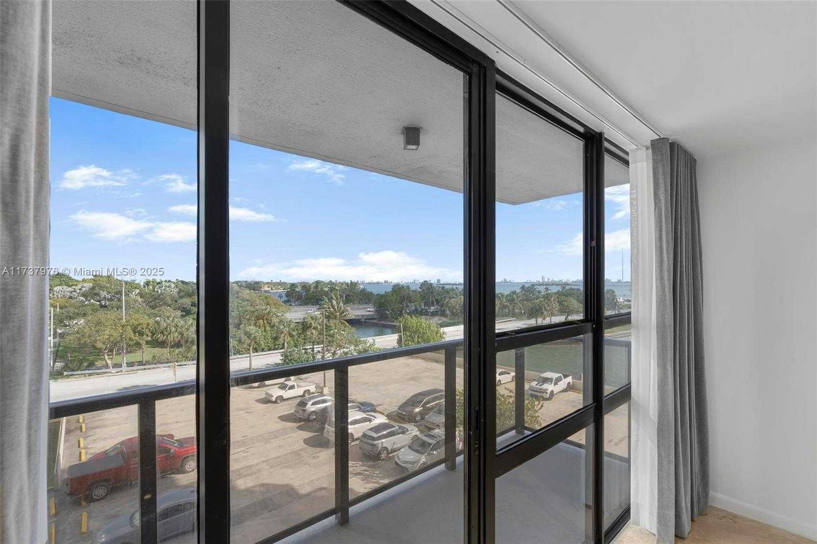 Small Image of 600 NORTH EAST 36TH ST #414, Miami Number 7