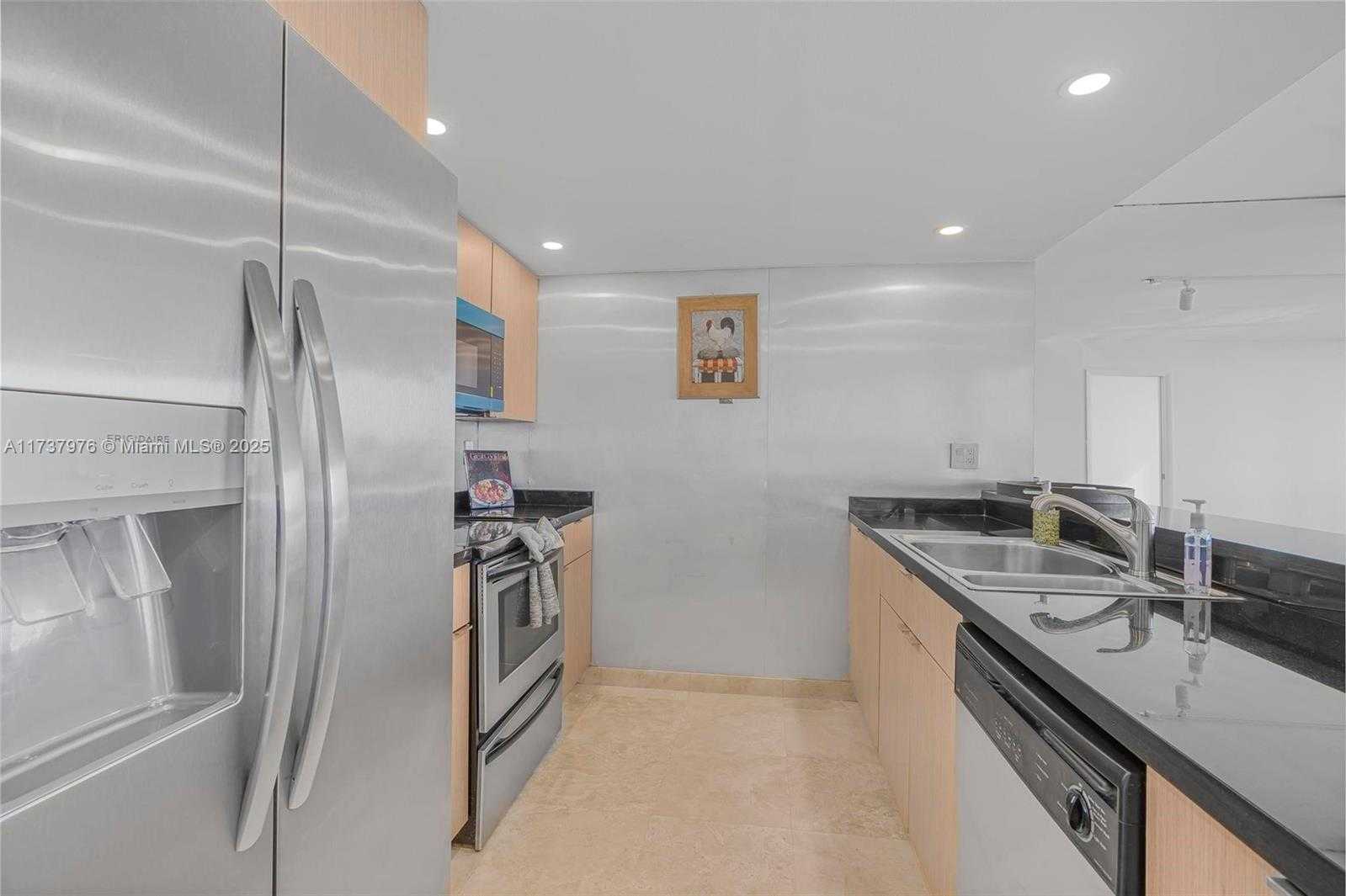 Small Image of 600 NORTH EAST 36TH ST #414, Miami Number 8