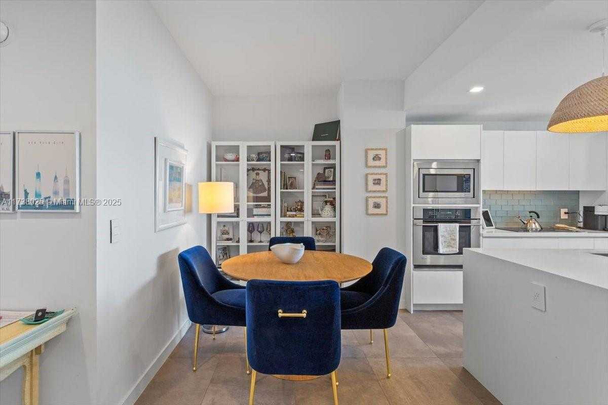 Small Image of 460 NORTH EAST 28TH ST #706, Miami Number 16