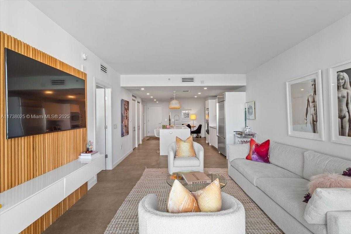 Small Image of 460 NORTH EAST 28TH ST #706, Miami Number 17