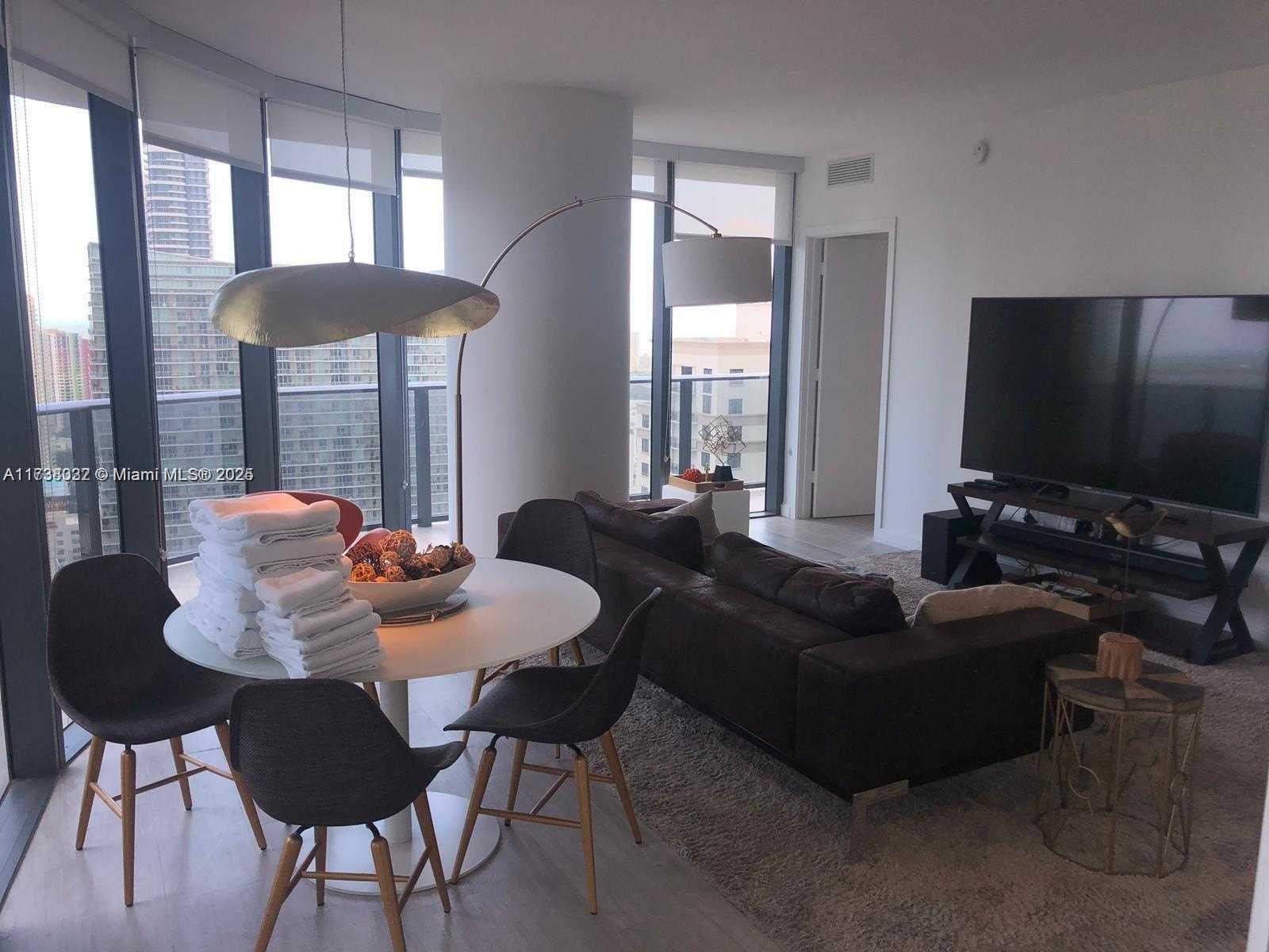 Small Image of 55 SOUTH WEST 9TH ST #3503, Miami Number 4