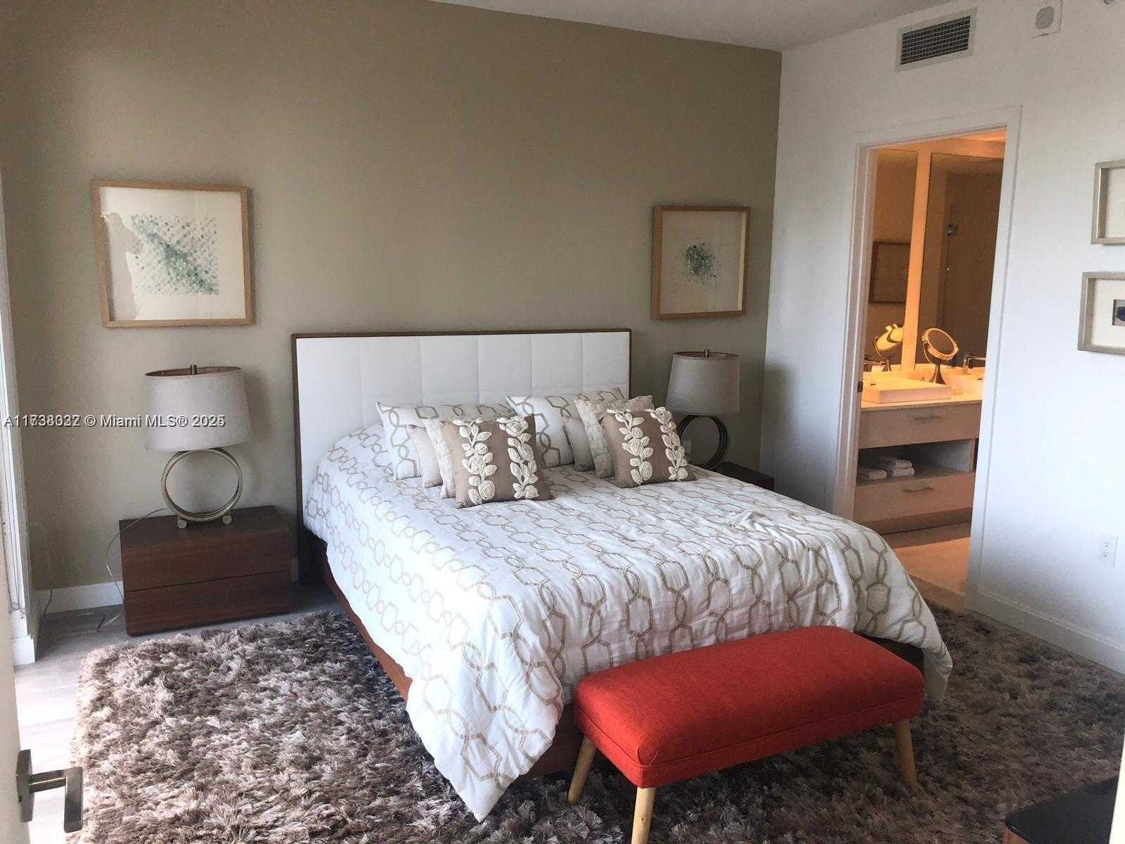 Small Image of 55 SOUTH WEST 9TH ST #3503, Miami Number 6