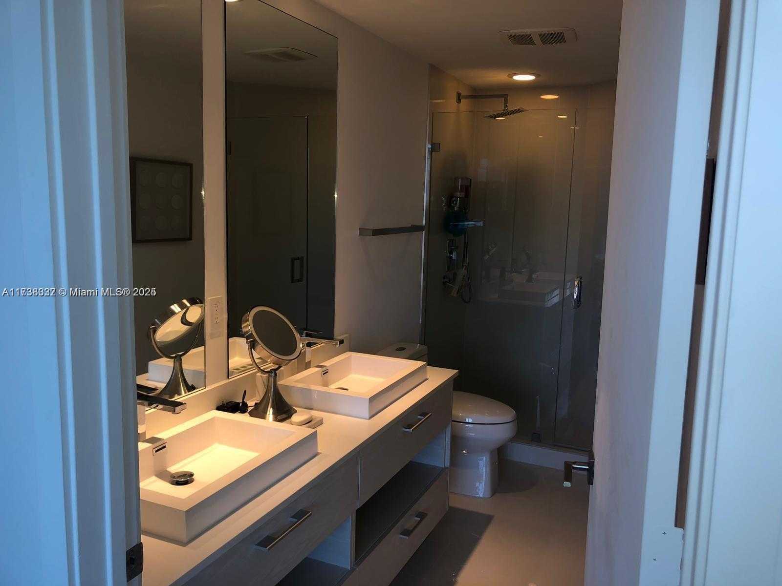 Small Image of 55 SOUTH WEST 9TH ST #3503, Miami Number 8