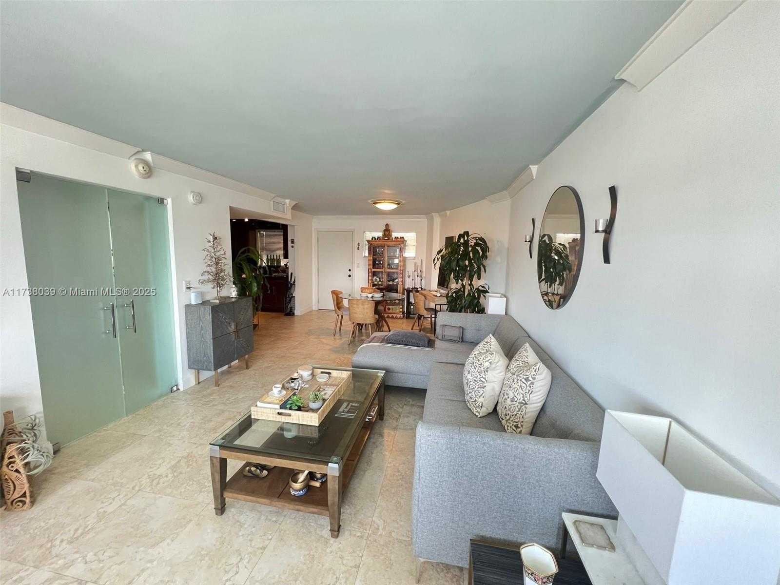 Small Image of 1881 WASHINGTON AVE #12E, Miami Beach Number 16