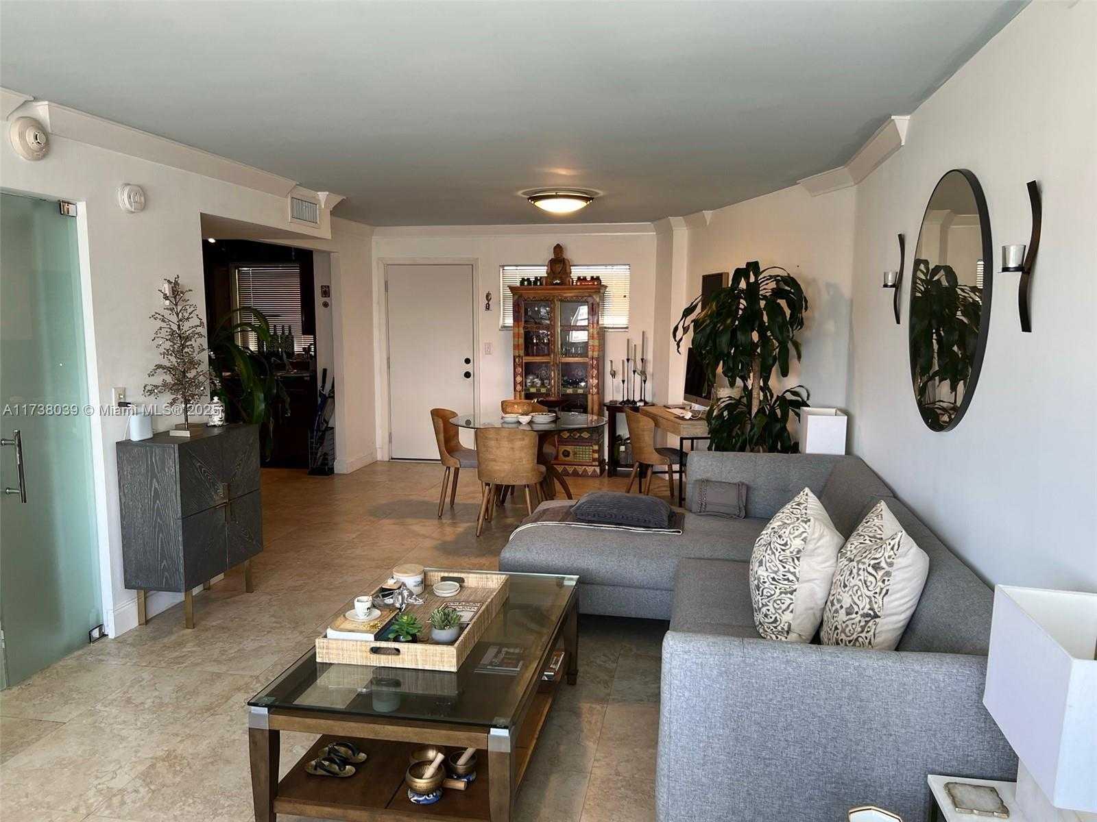 Small Image of 1881 WASHINGTON AVE #12E, Miami Beach Number 17