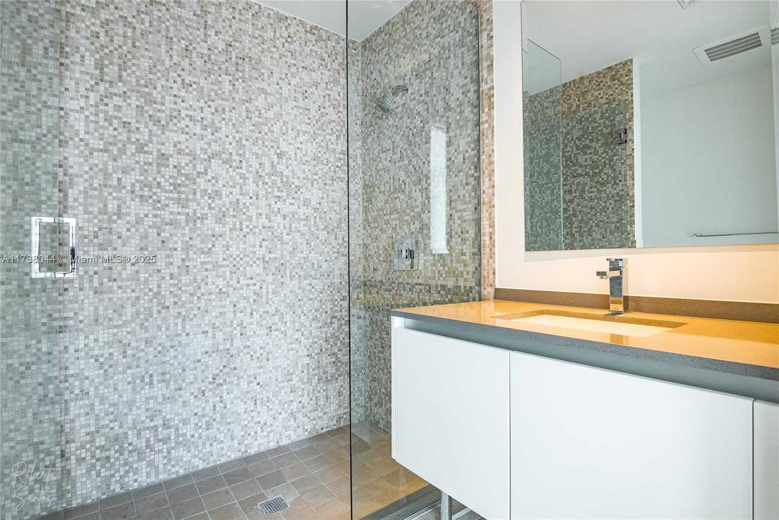 Small Image of 88 SOUTH WEST 7TH ST #806, Miami Number 10