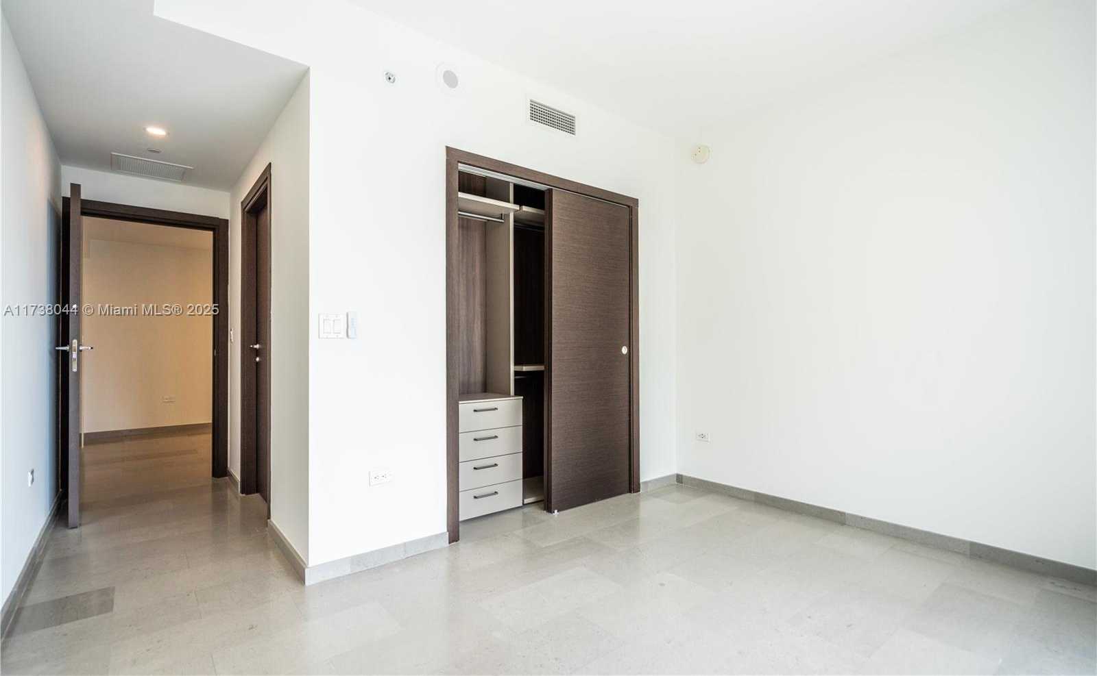 Small Image of 88 SOUTH WEST 7TH ST #806, Miami Number 25
