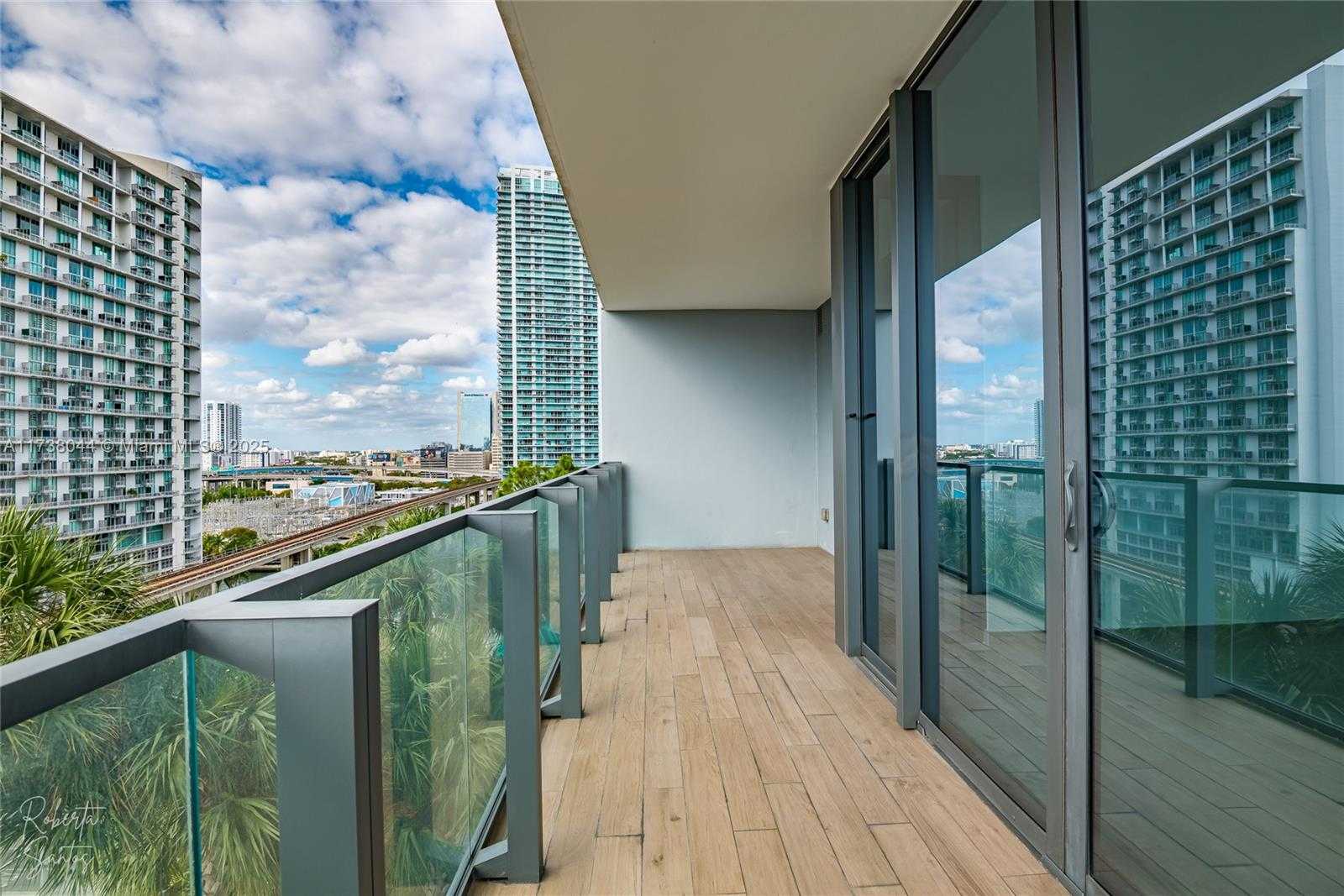 Small Image of 88 SOUTH WEST 7TH ST #806, Miami Number 40