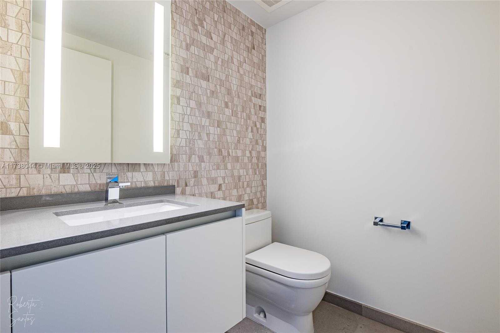Small Image of 88 SOUTH WEST 7TH ST #806, Miami Number 9