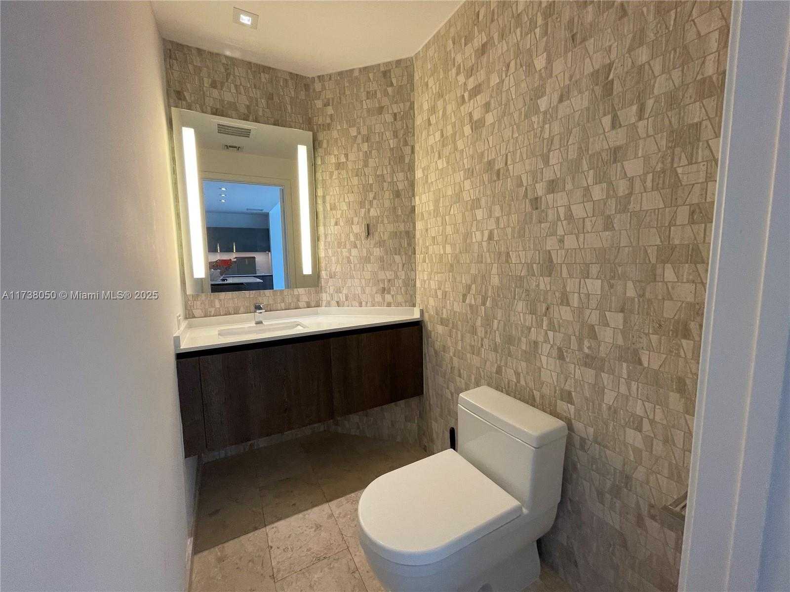 Small Image of 68 SOUTH EAST 6TH ST #2408, Miami Number 12