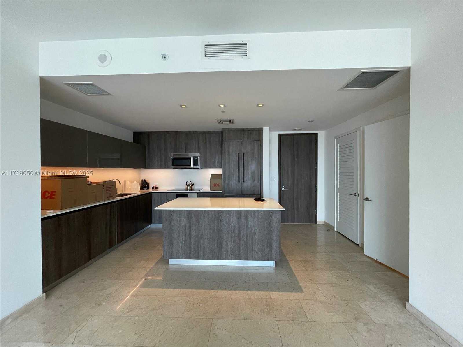 Small Image of 68 SOUTH EAST 6TH ST #2408, Miami Number 9