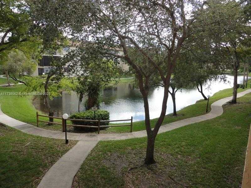 Small Image of 6090 NORTH SABAL PALM BLVD #208, Tamarac Number 27