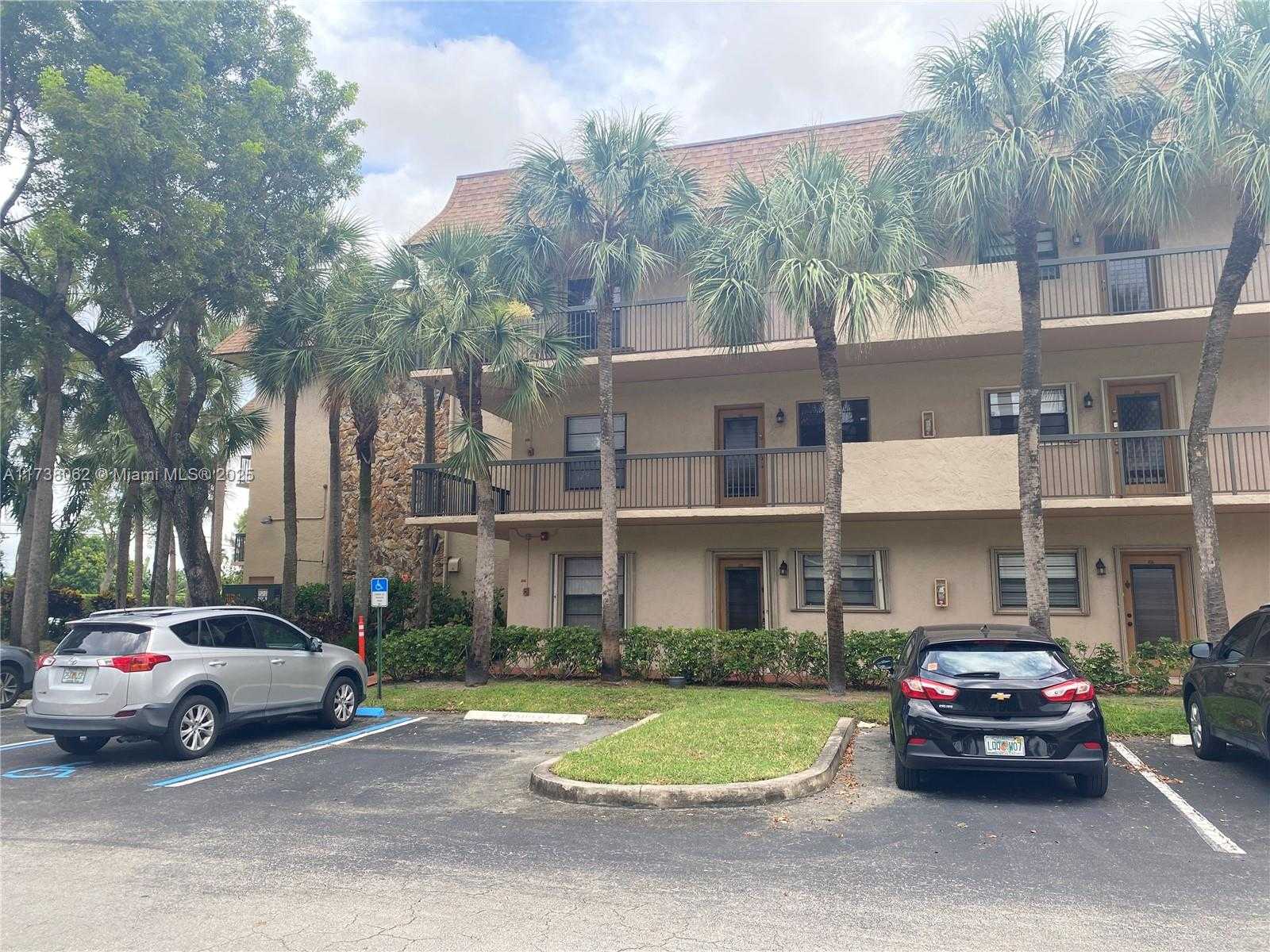 Small Image of 6090 NORTH SABAL PALM BLVD #208, Tamarac Number 29