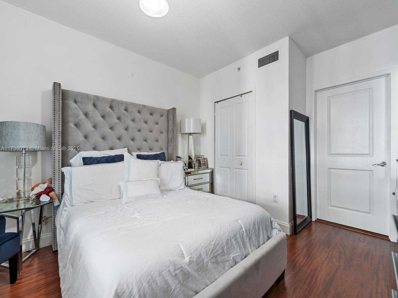 Small Image of 170 SOUTH EAST 14TH ST #1801, Miami Number 10