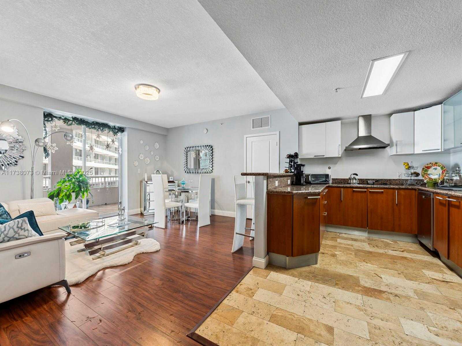 Small Image of 170 SOUTH EAST 14TH ST #1801, Miami Number 7