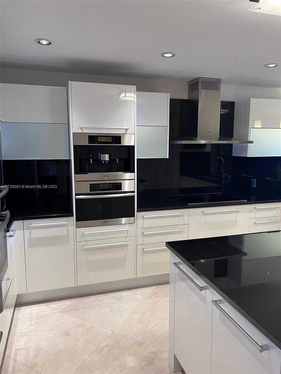Small Image of 17121 COLLINS AVE #3304, Sunny Isles Beach Number 12