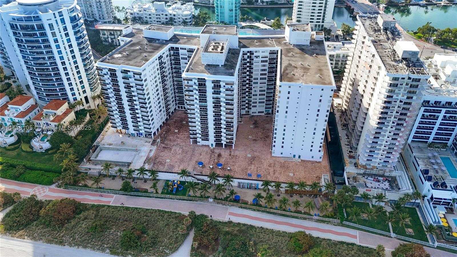 Small Image of 6039 COLLINS AVE #311, Miami Beach Number 34